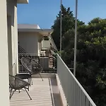 Trinity Urban Residences Plumeria Διαμέρισμα Rhodes City